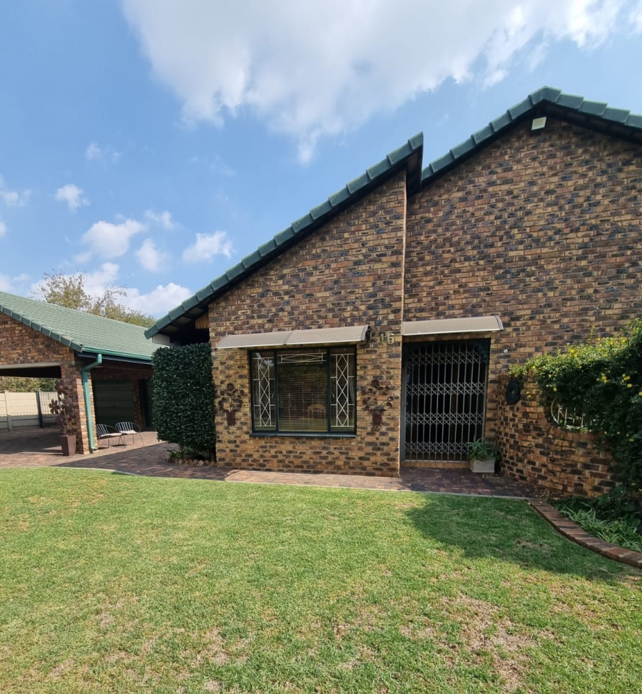 3 Bedroom Property for Sale in Abrahamsrust Free State